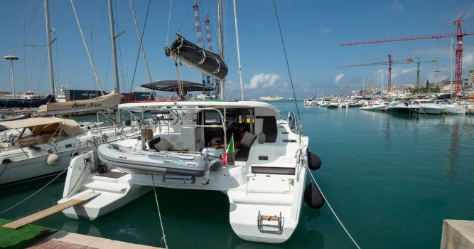 Lagoon 42 - Catamarano usato Trapani